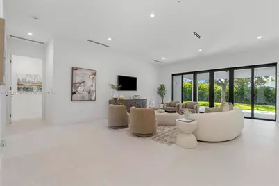 8240 SW 193rd Terrace, Cutler Bay, FL 33157 - Photo 7