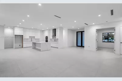 8240 SW 193rd Terrace, Cutler Bay, FL 33157 - Photo 9