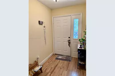 737 SE 22nd Dr, Homestead, FL 33033 - Photo 3