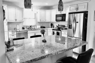 737 SE 22nd Dr, Homestead, FL 33033 - Photo 1