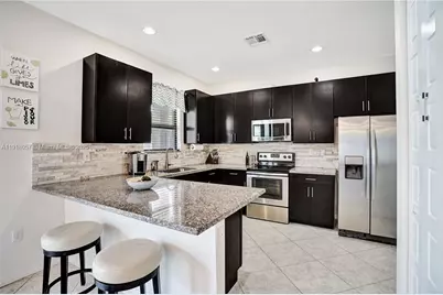 678 NE 191st Ter, Miami, FL 33179 - Photo 5
