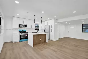 1302 S 22nd Ct, Hollywood, FL 33020 - Photo 17