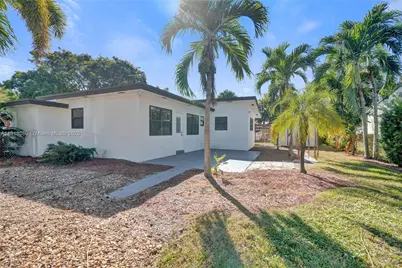 1302 S 22nd Ct, Hollywood, FL 33020 - Photo 5