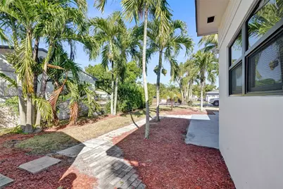 1302 S 22nd Ct, Hollywood, FL 33020 - Photo 41