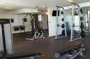 325 S Biscayne Blvd, Miami, FL 33131 - Photo 23