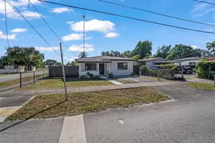 5000 SW 22nd St, West Park, FL 33023 - Photo 23