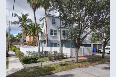 601 NE 11th Ave, Fort Lauderdale, FL 33304 - Photo 1