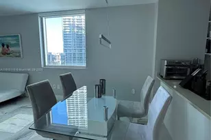 55 SE 6th St, Miami, FL 33131 - Photo 19