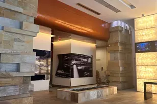 55 SE 6th St, Miami, FL 33131 - Photo 5