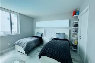 55 SE 6th St, Miami, FL 33131 - Photo 67