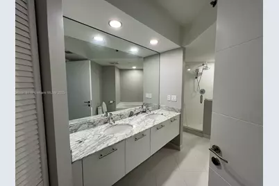 55 SE 6th St #1207, Miami, FL 33131 - Photo 59