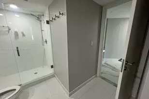 55 SE 6th St, Miami, FL 33131 - Photo 71