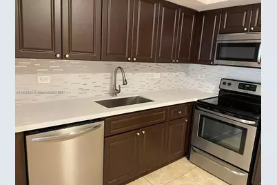 3690 N 56th Ave #916, Hollywood, FL 33021 - Photo 3