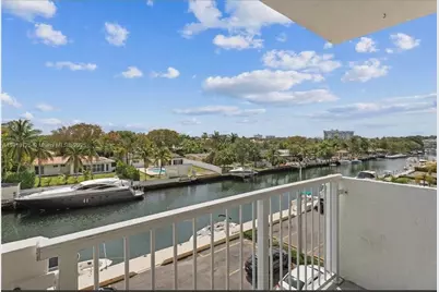 2020 NE 135th St #404, North Miami, FL 33181 - Photo 7