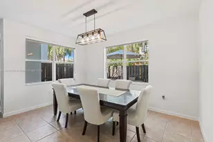 11505 NW 71st St, Doral, FL 33178 - Photo 11