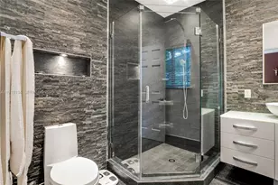 259 E Shore Dr, Miami, FL 33133 - Photo 21