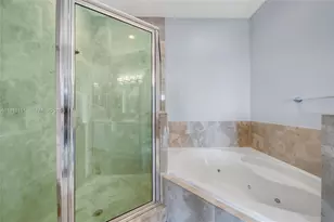 7900 Harbor Island Dr, North Bay Village, FL 33141 - Photo 25