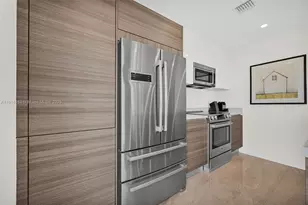 1900 SE 2nd St, Deerfield Beach, FL 33441 - Photo 11