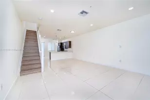 10290 NW 64th Terrace, Doral, FL 33178 - Photo 13