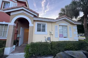 4 SW 15th Rd, Homestead, FL 33030 - Photo 1