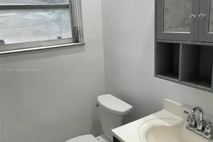 846 SW 10th St, Fort Lauderdale, FL 33315 - Photo 15