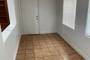 846 SW 10th St, Fort Lauderdale, FL 33315 - Photo 9