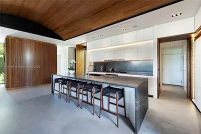 8055 Noremac Ave, Miami Beach, FL 33141 - Photo 21