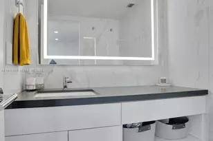 2655 Collins Ave, Miami Beach, FL 33140 - Photo 29