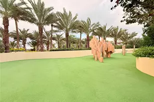 300 South Pointe Dr, Miami Beach, FL 33139 - Photo 43