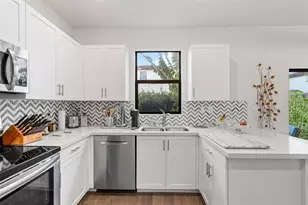 245 NE 210th St, Miami, FL 33179 - Photo 15