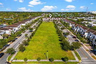 245 NE 210th St, Miami, FL 33179 - Photo 45