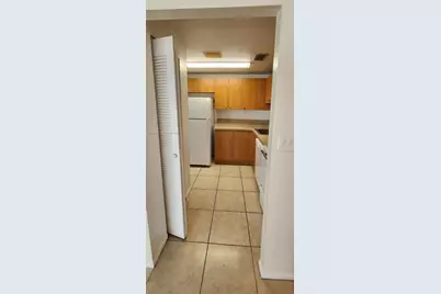 437 Executive Center Dr #209, West Palm Beach, FL 33401 - Photo 5