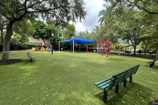 3070 Allamanda St, Miami, FL 33133 - Photo 21