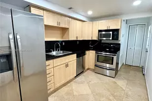 1020 94th St, Bay Harbor Islands, FL 33154 - Photo 9