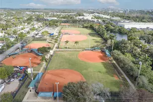 1116 N 31st Ave, Hollywood, FL 33021 - Photo 39