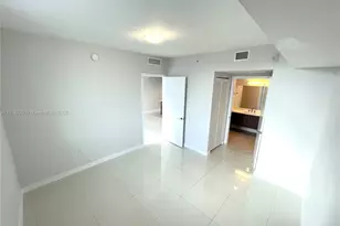 7875 NW 107th Ave, Doral, FL 33178 - Photo 11