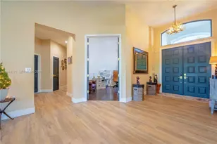 13372 SW 40th St, Davie, FL 33330 - Photo 15