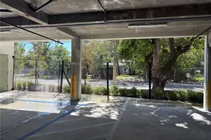 85 NE 55th St, Miami, FL 33137 - Photo 13