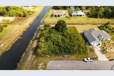 1505 S Sally Ave, Lehigh Acres, FL 33976 - Photo 5