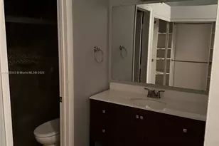 19155 NW 67th Pl, Hialeah, FL 33015 - Photo 17