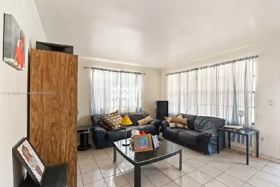 1260 NE 155th St, North Miami Beach, FL 33162 - Photo 9