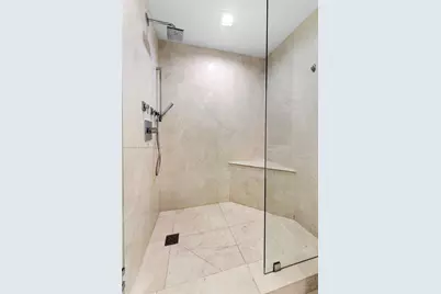 17111 Biscayne Blvd #606, North Miami Beach, FL 33160 - Photo 23