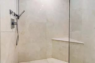 17111 Biscayne Blvd, North Miami Beach, FL 33160 - Photo 23