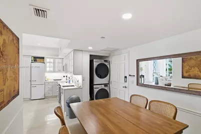350 S Miami Ave #1205, Miami, FL 33130 - Photo 5