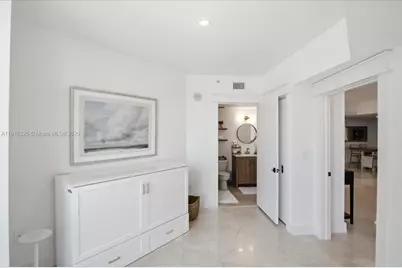 350 S Miami Ave #1205, Miami, FL 33130 - Photo 25