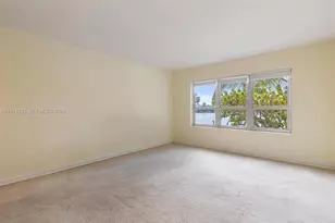 9102 W Bay Harbor Dr, Bay Harbor Islands, FL 33154 - Photo 17