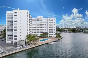 9102 W Bay Harbor Dr, Bay Harbor Islands, FL 33154 - Photo 53