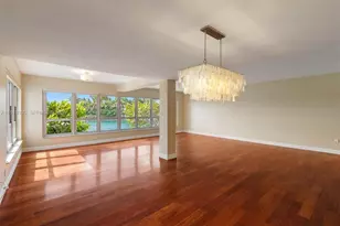 9102 W Bay Harbor Dr, Bay Harbor Islands, FL 33154 - Photo 11
