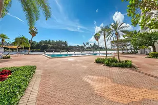 9102 W Bay Harbor Dr, Bay Harbor Islands, FL 33154 - Photo 31