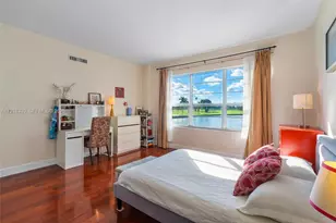 9102 W Bay Harbor Dr, Bay Harbor Islands, FL 33154 - Photo 15